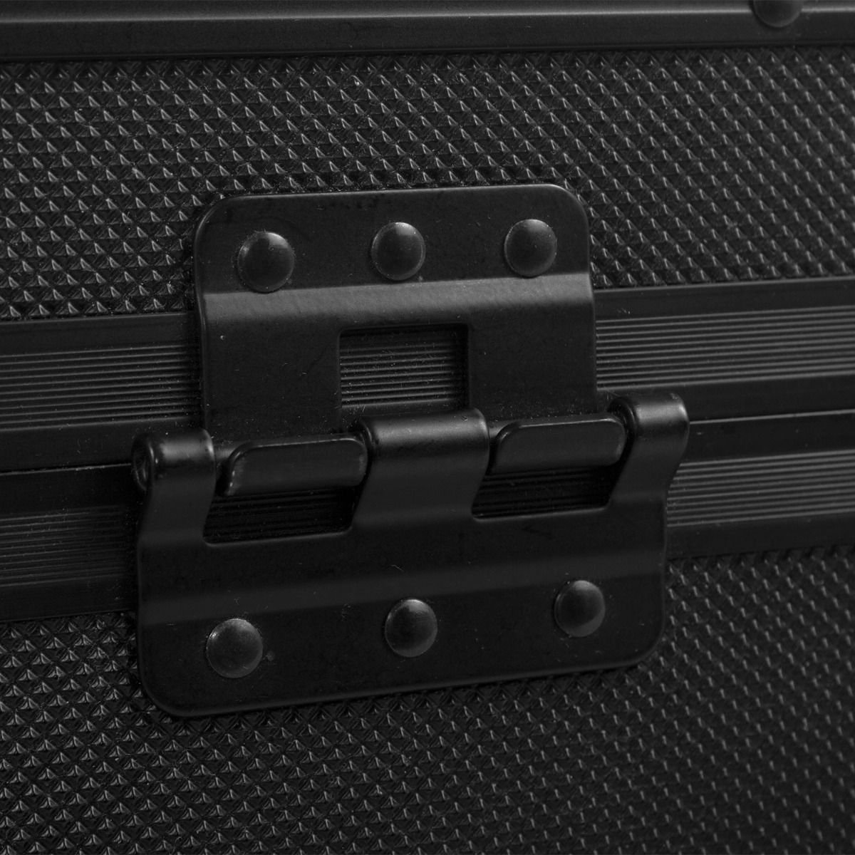 flightcase pickfoam hinges 6